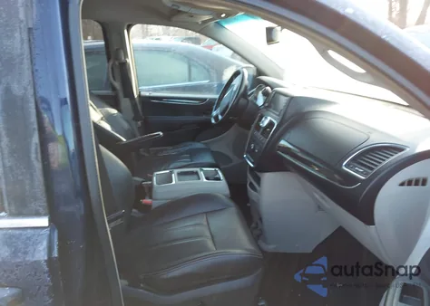 2012 Chrysler Town & Country Touring from USA, damaged, VIN 2C4RC1BG4CR232335